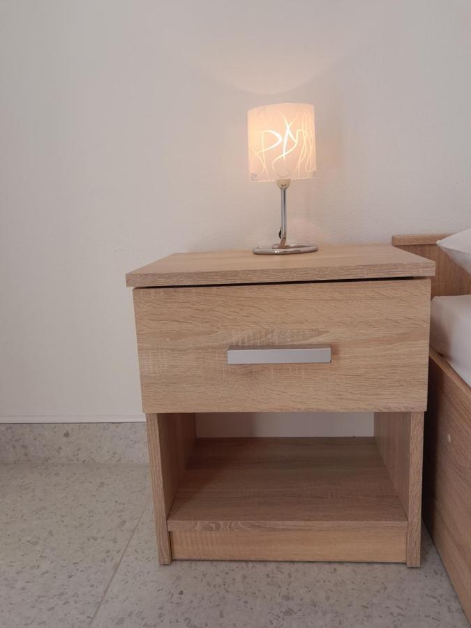 Apartmani Urlic Sreser Bagian luar foto