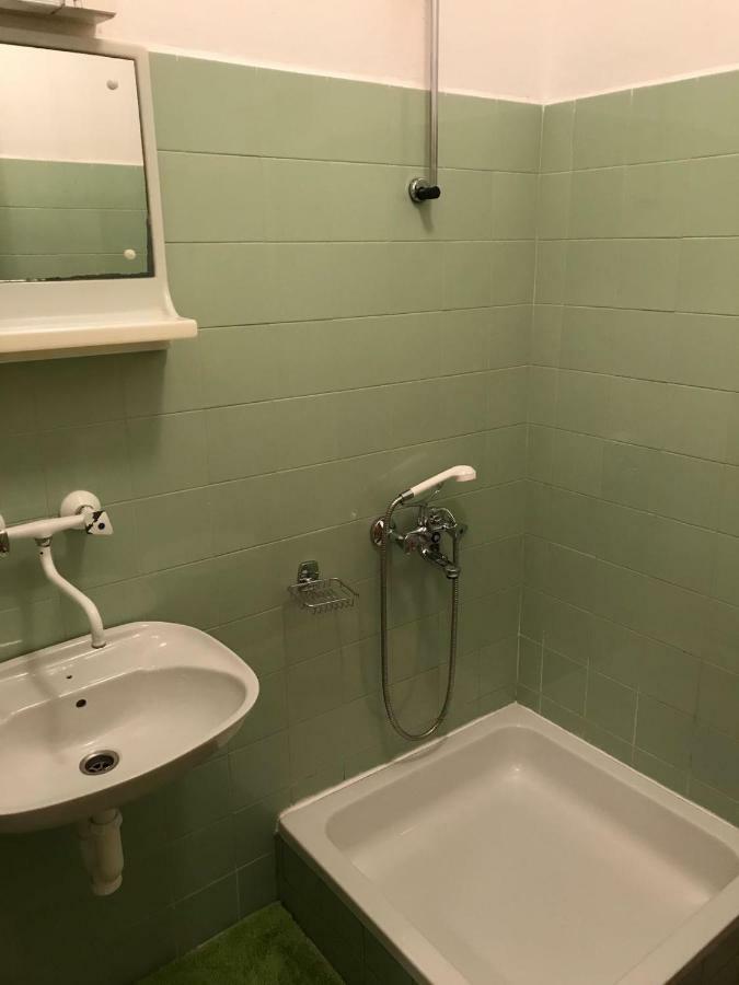 Apartmani Urlic Sreser Bagian luar foto