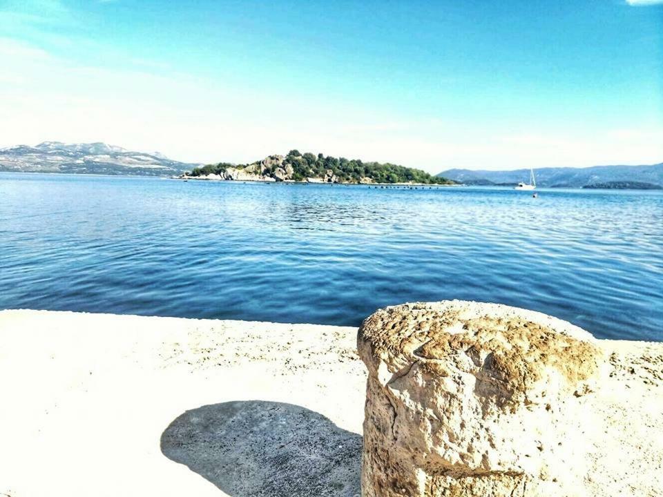 Apartmani Urlic Sreser Bagian luar foto